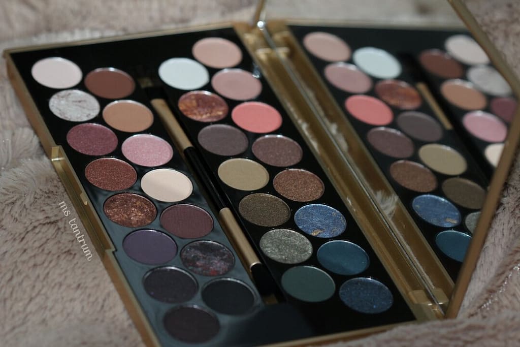 Fortune favours the Brave palette by Jane Cunningham and Makeup Revolution
