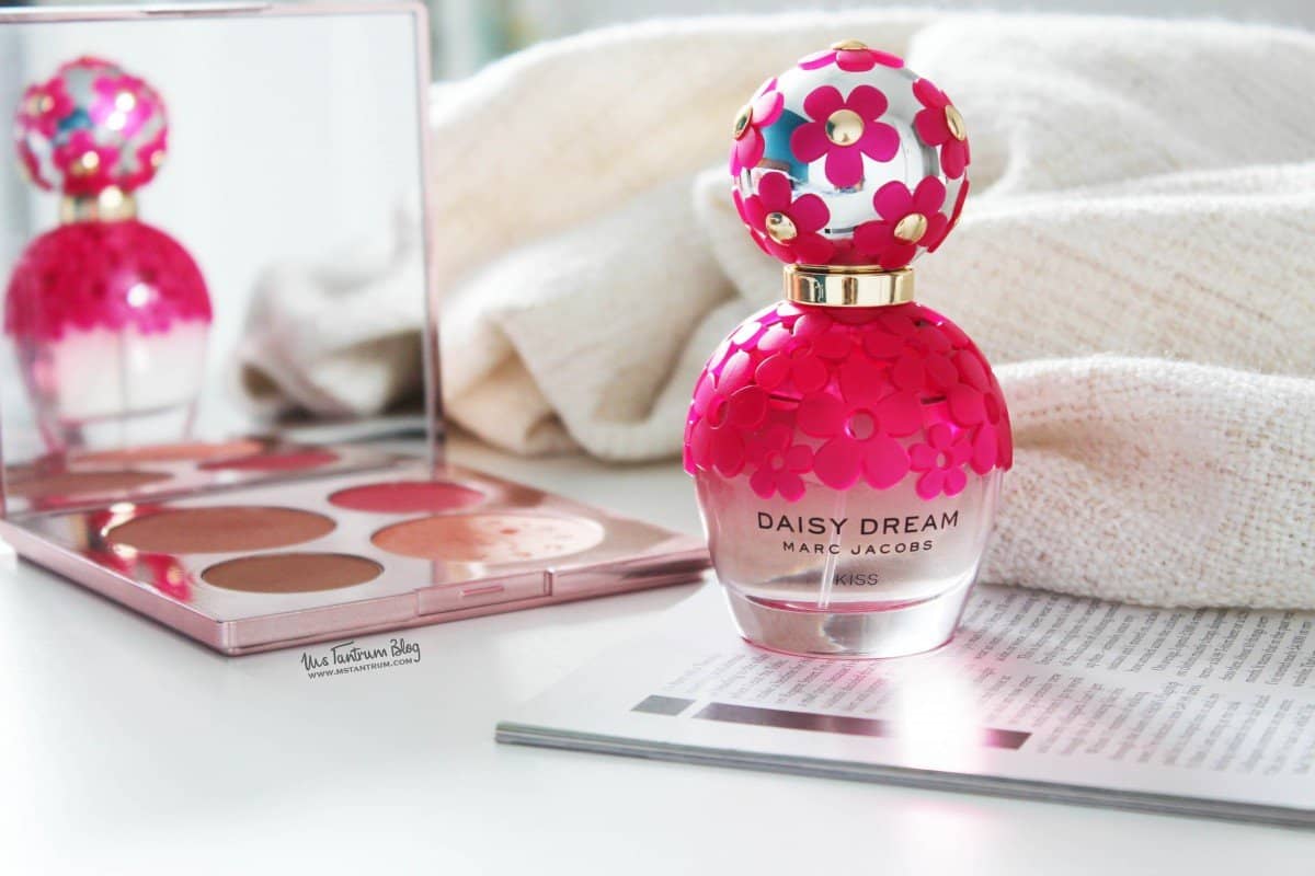 Marc Jacobs Daisy Dream Kiss Fragrance Review