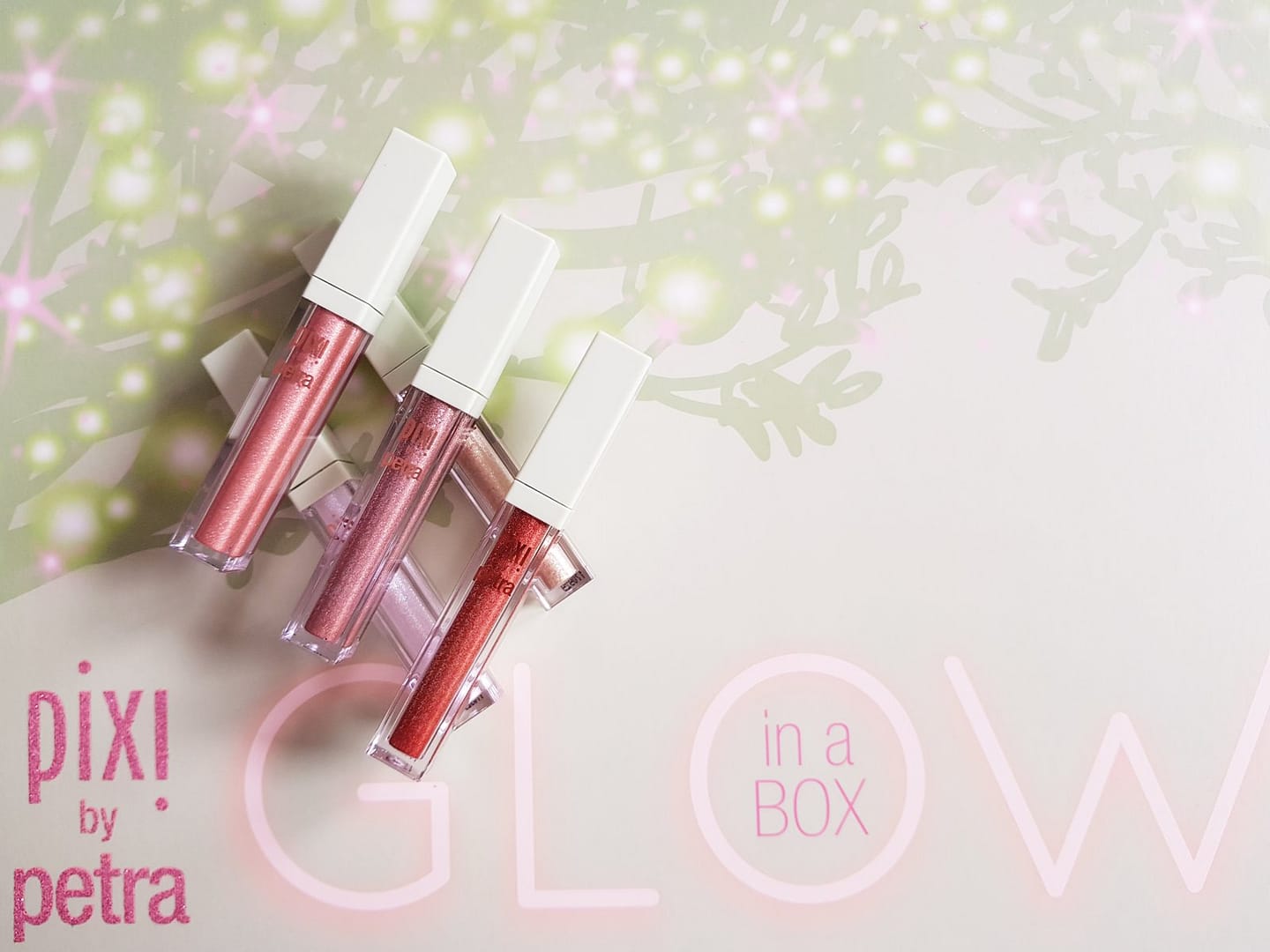 Pixi Beauty Glow in a Box - Glow-y Gossamer Duo highlighters + Liquid Fairy Lights eyeshadows - Ms Tantrum Blog