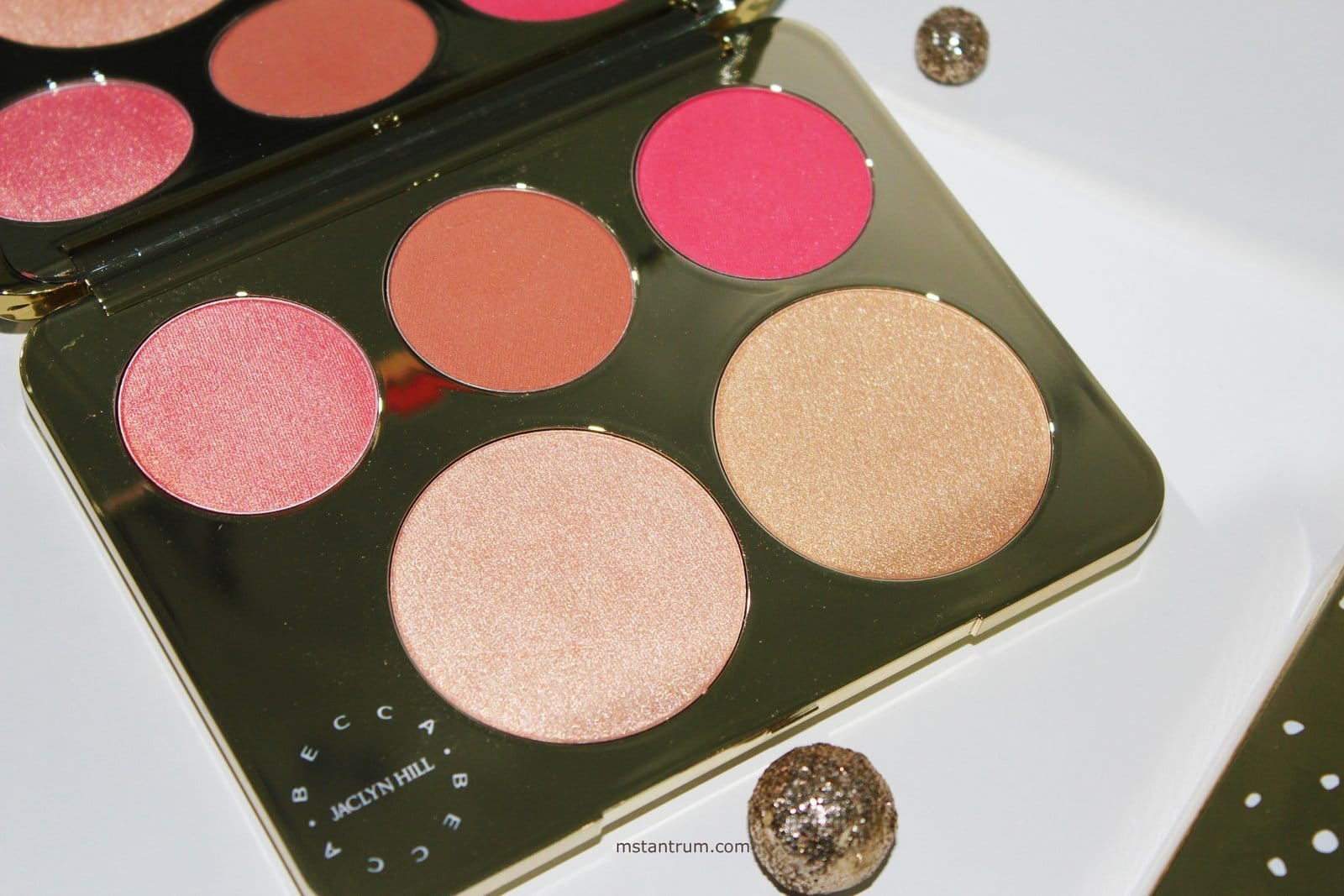 Becca x Jaclyn Hill Champagne collection face palette on thatseptembermuse.com